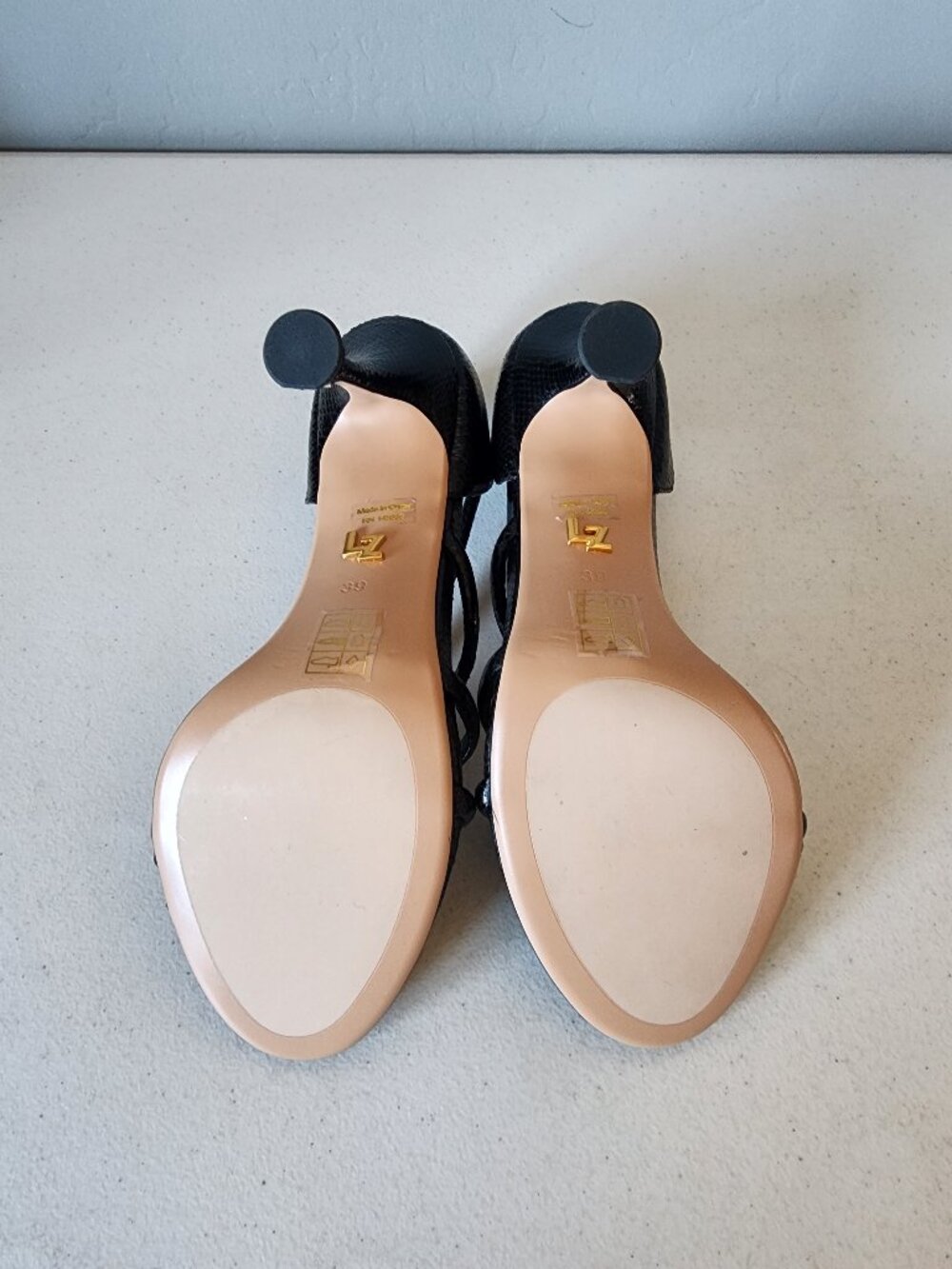 Lola Cruz Heels "NEW" - Picture 8 of 14